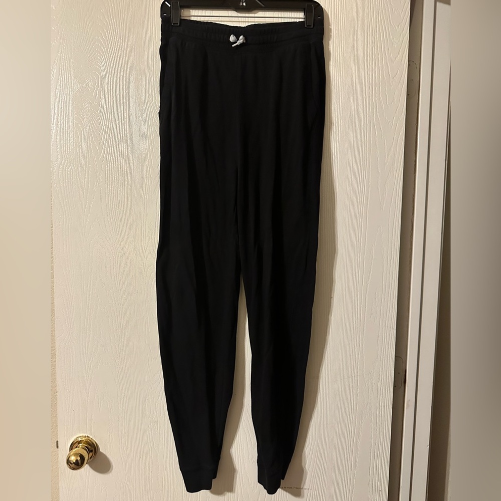 Boy’s Old Navy Black Lightweight Sweatpants, size  XXL (18)